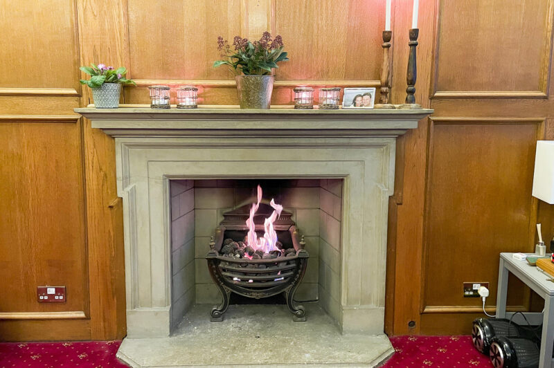 Oak panel real fireplace 1930s oak panelling hearth TV filming location hire lodge London 68